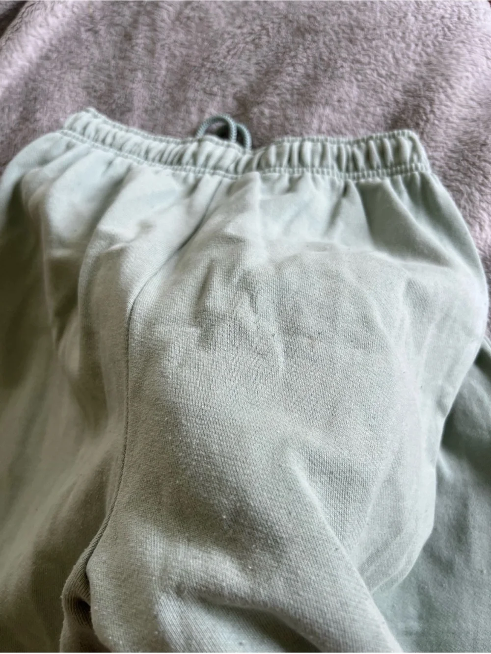 Alo Yoga Women’s Mint Green Accolade Sweatpants XXS